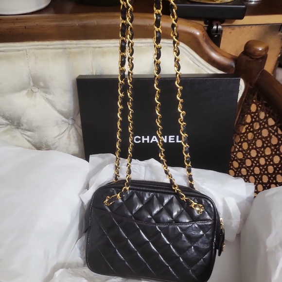CHANEL Handbags - (SOLD)Authentic vintage Chanel camera bag